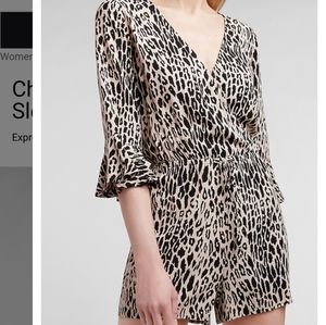 Express, Surplice Bell Sleeve Romper. Size Medium, Cheetah print